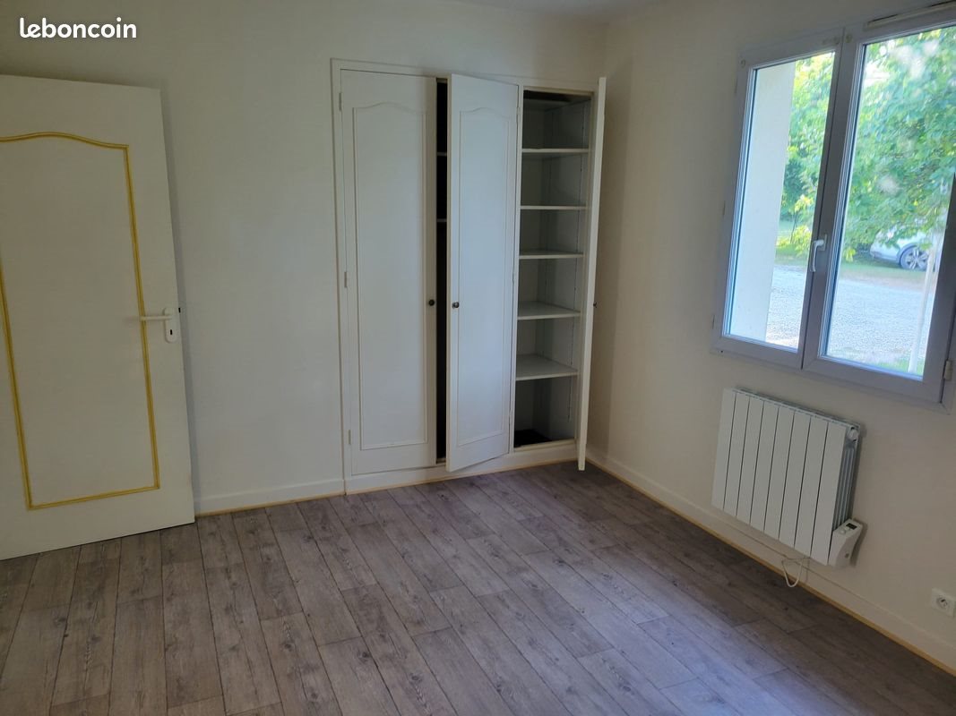 Maison à louer, 82m², Genac