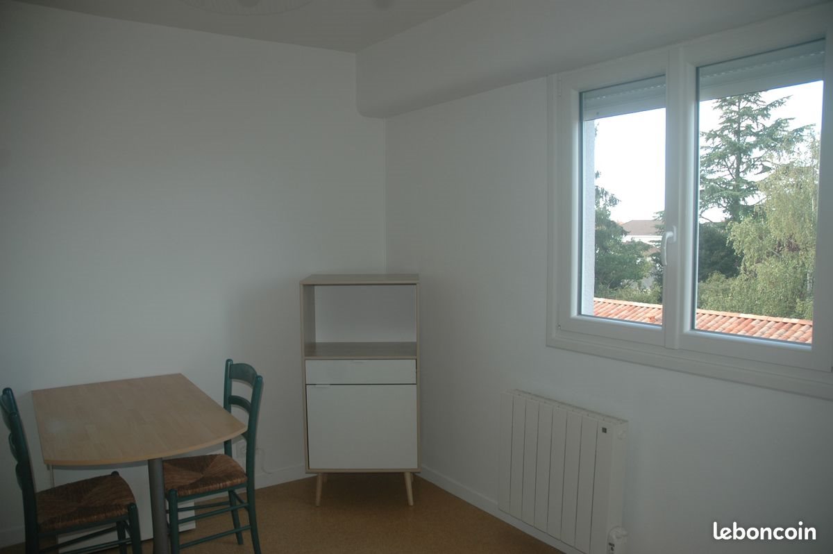 Appartement à louer, 18m², Thouars