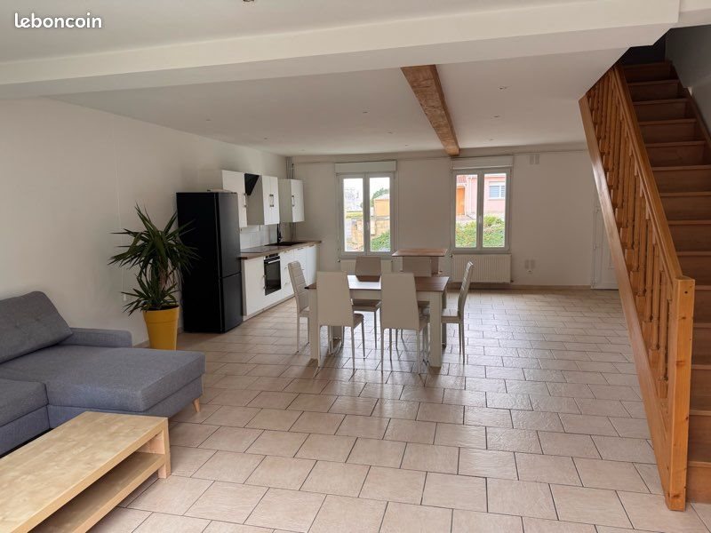 Maison à louer, 130m², Rety