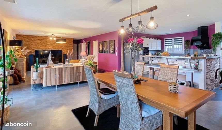 Maison à vendre, 140m², Bayas
