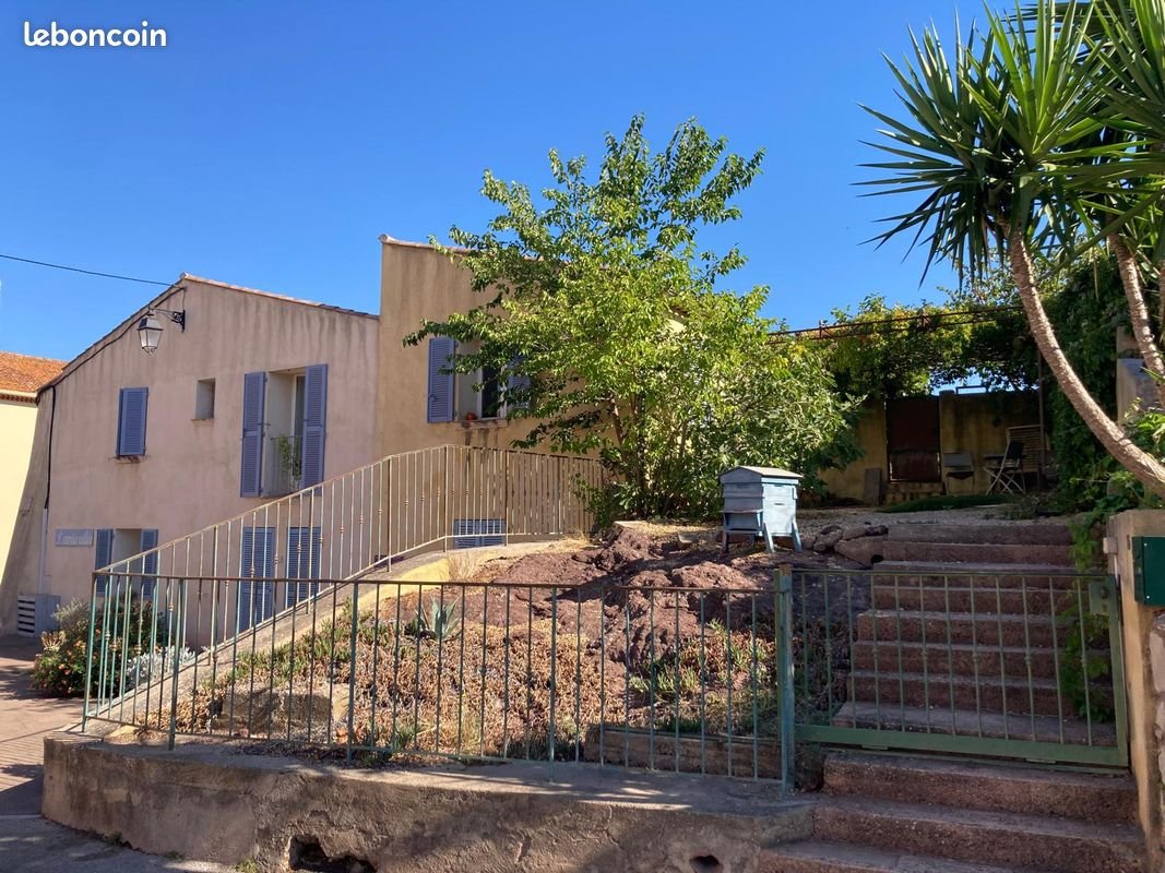 Appartement à louer, 87m², Roquebrune-sur-Argens