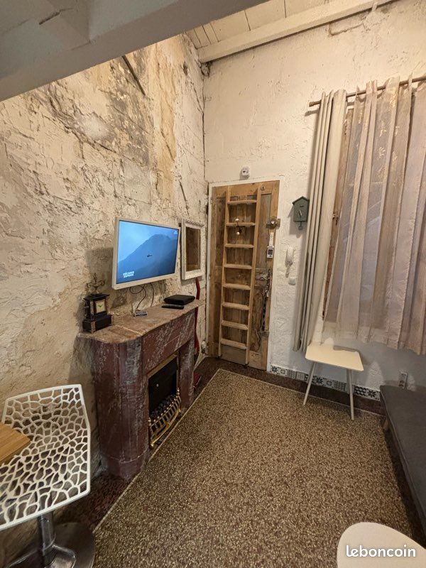 Appartement à louer, 16m², Arles