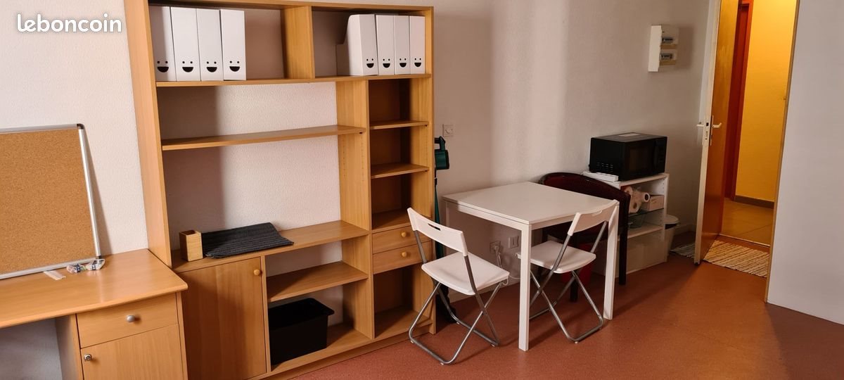 Appartement à louer, 18m², Nîmes