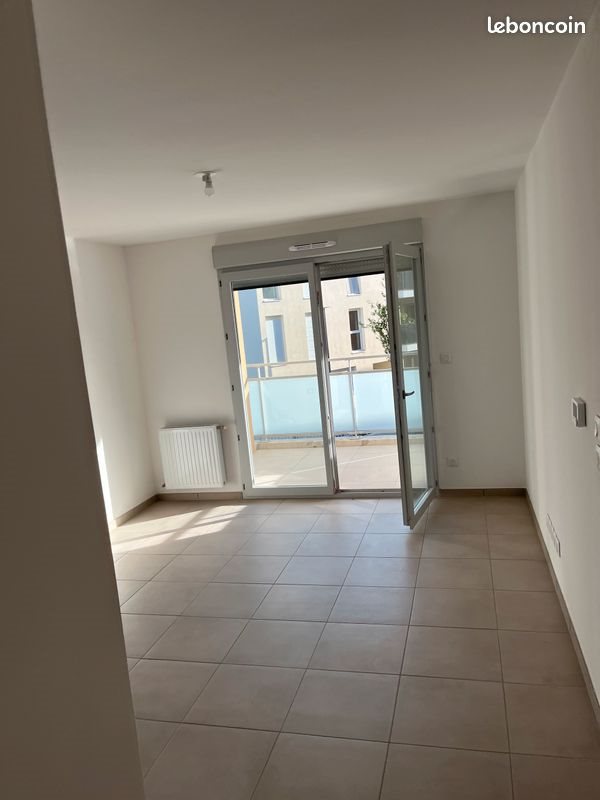 Appartement à louer, 41m², Ternay