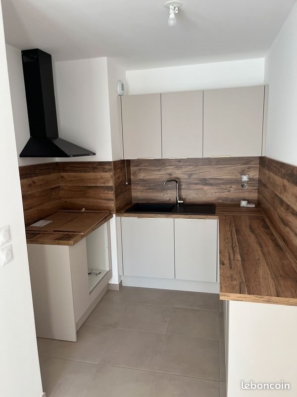 Appartement à louer, 41m², Ternay
