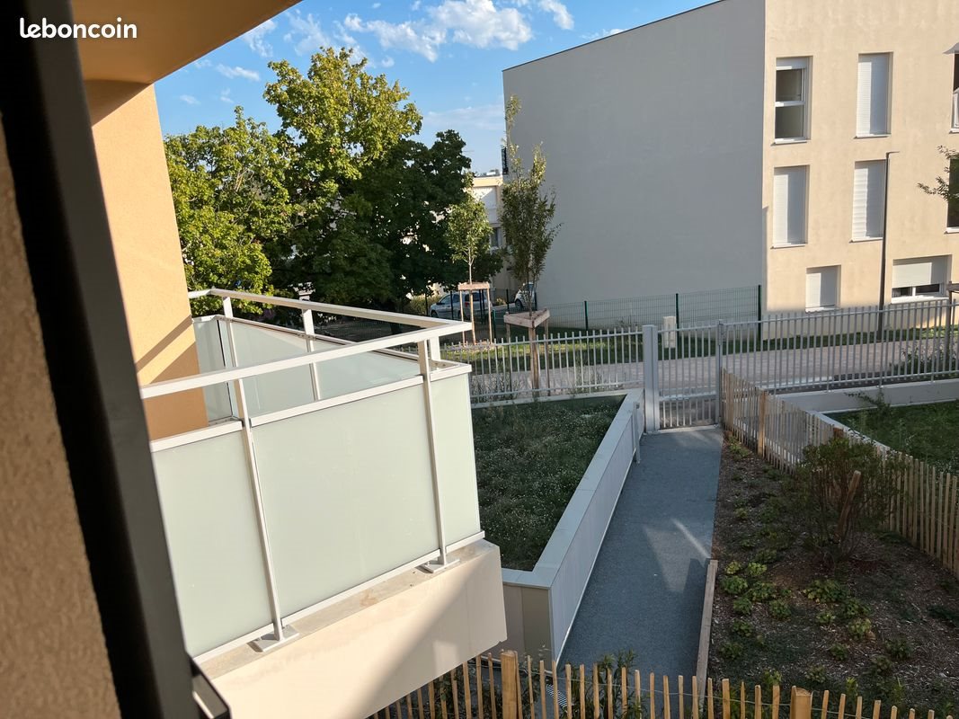 Appartement à louer, 41m², Ternay