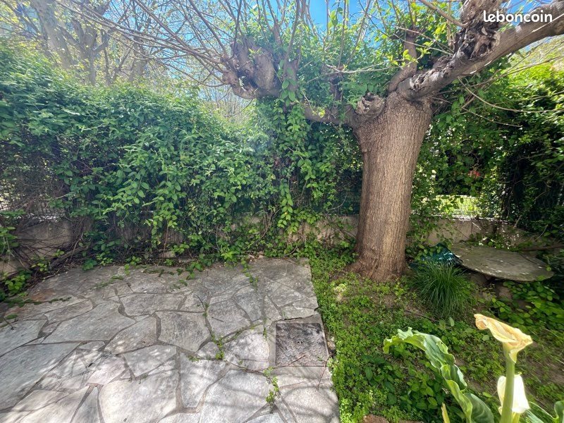 Appartement à louer, 27m², Cogolin