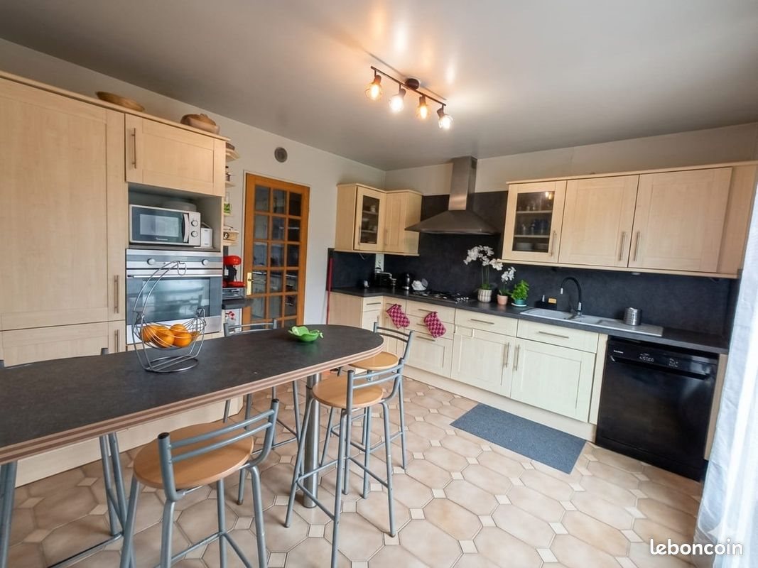 Maison à vendre, 113m², Crépy-en-Valois