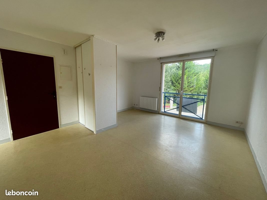 Appartement à louer, 72m², Montreuil-aux-Lions