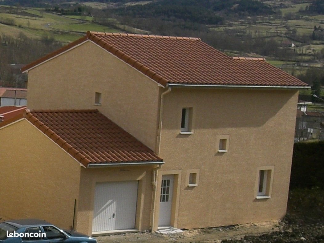 Maison à louer, 93m², Coubon
