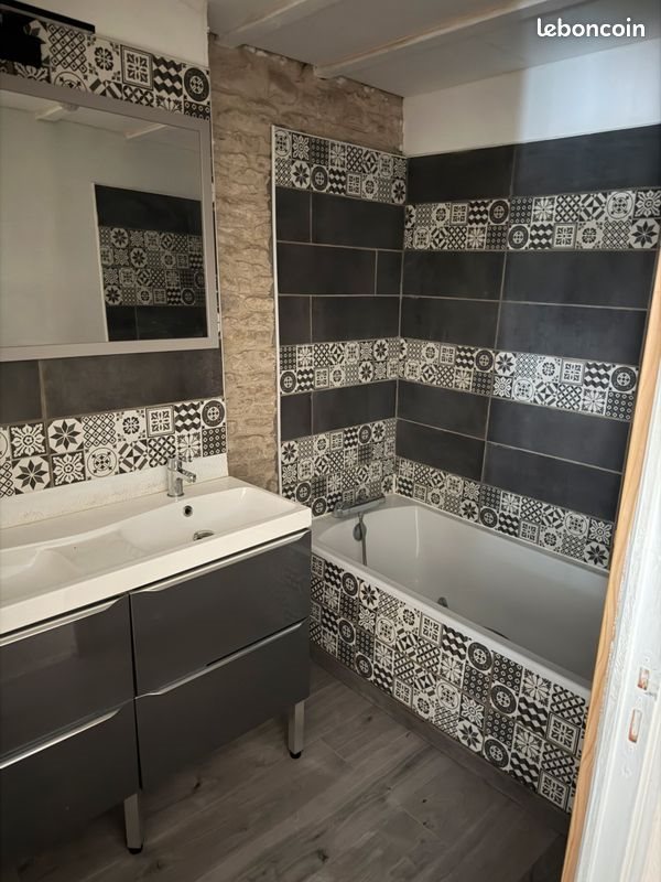 Appartement à louer, 80m², Ruffey-lès-Echirey