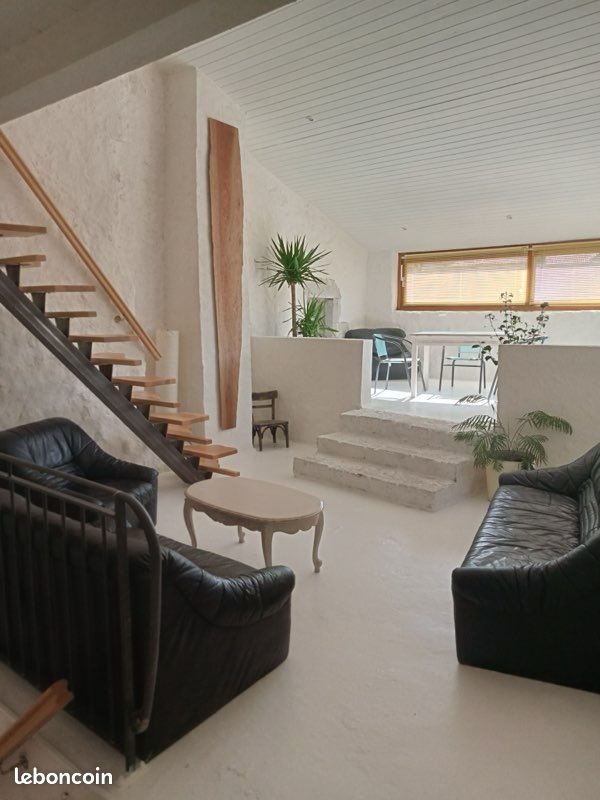 Appartement à louer, 160m², Privas