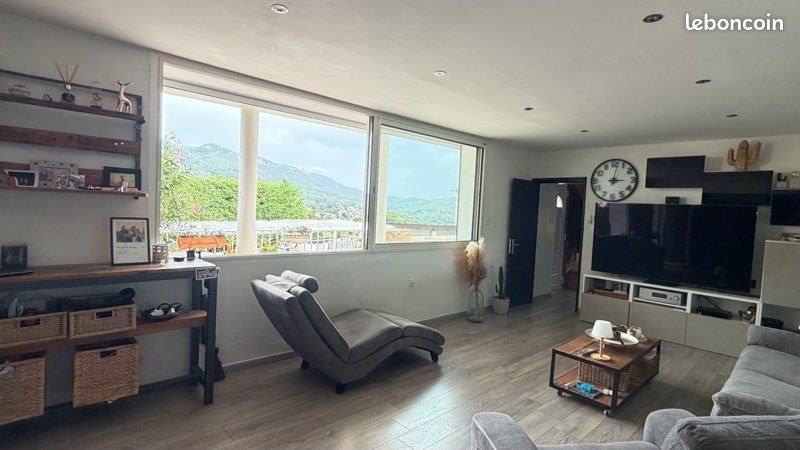 Maison à vendre, 115m², Le Revest-les-Eaux