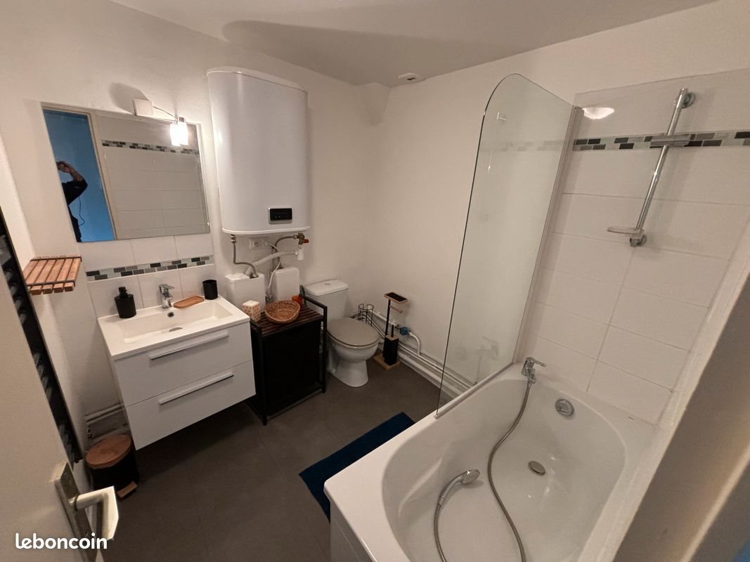 Appartement à louer, 33m², Marseille 6ème