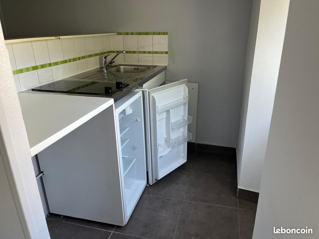 Appartement à louer, 26m², Niort
