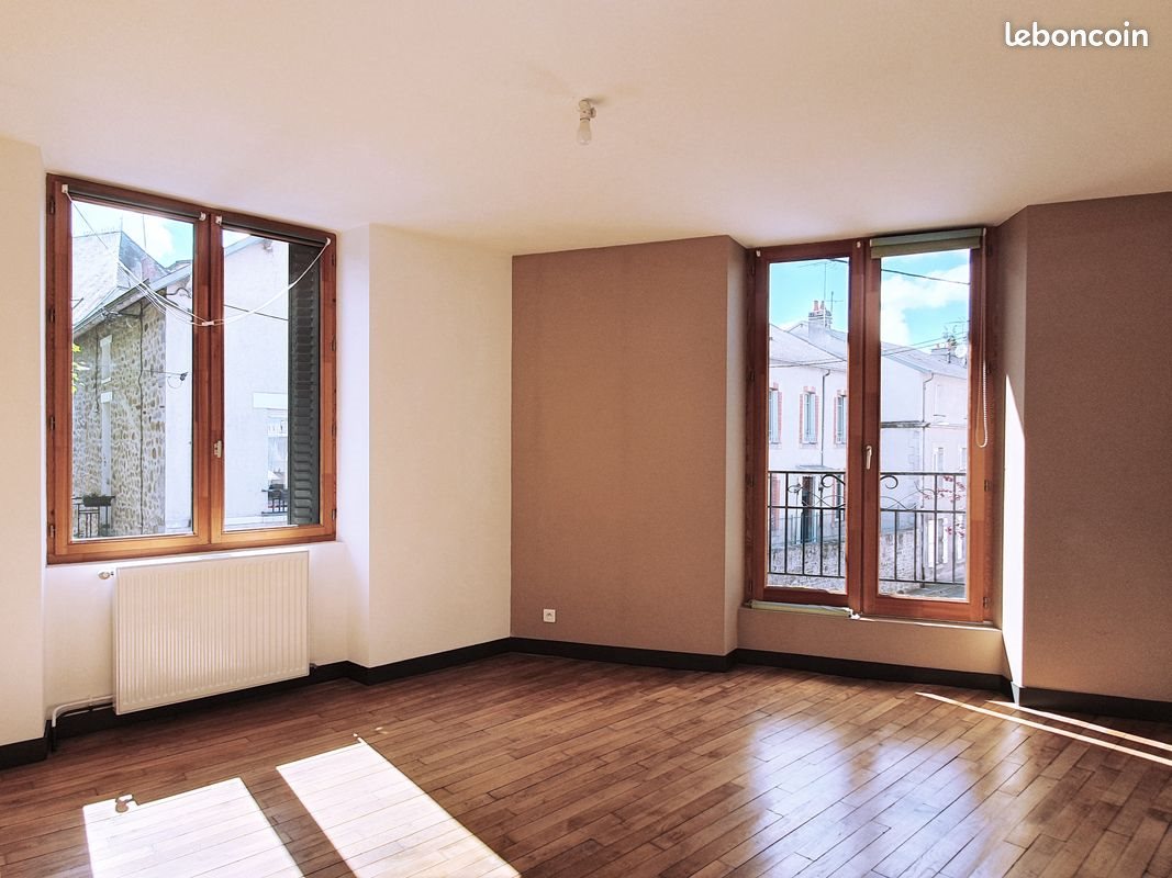 Appartement à louer, 98m², Guéret