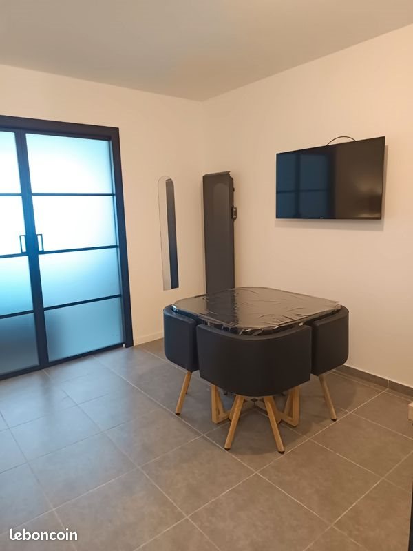 Appartement à louer, 32m², Décines-Charpieu
