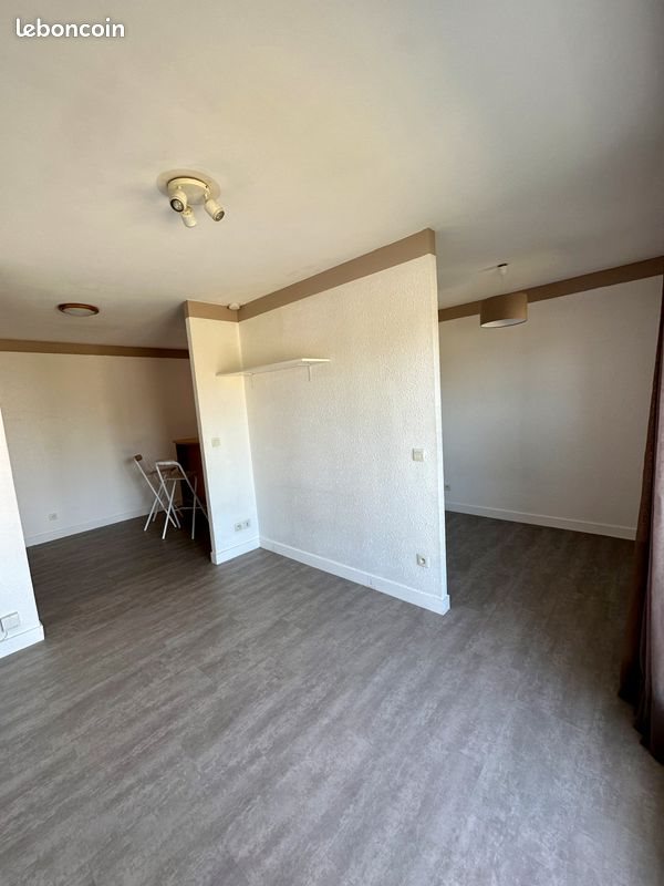 Appartement à louer, 26m², La Couronne