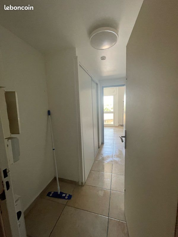 Appartement à louer, 19m², Le Pontet