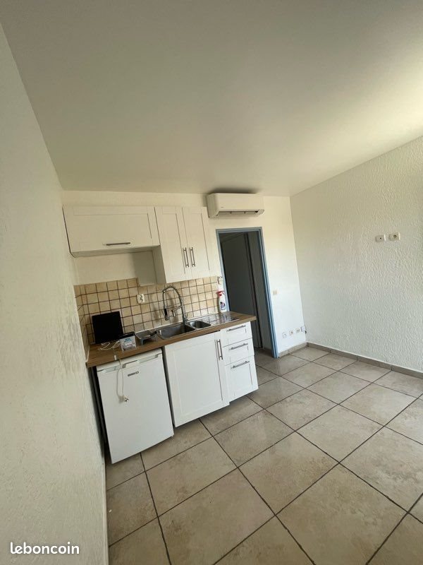 Appartement à louer, 19m², Le Pontet