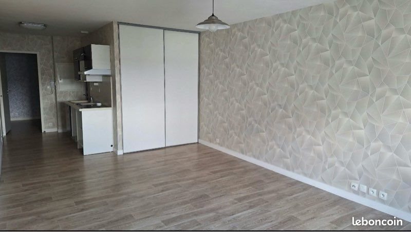 Appartement à louer, 44m², Rochefort