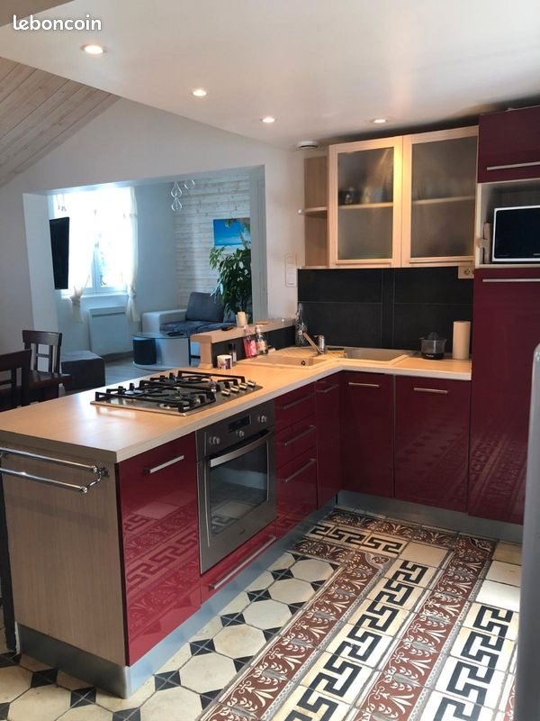 Maison à louer, 70m², La Garnache