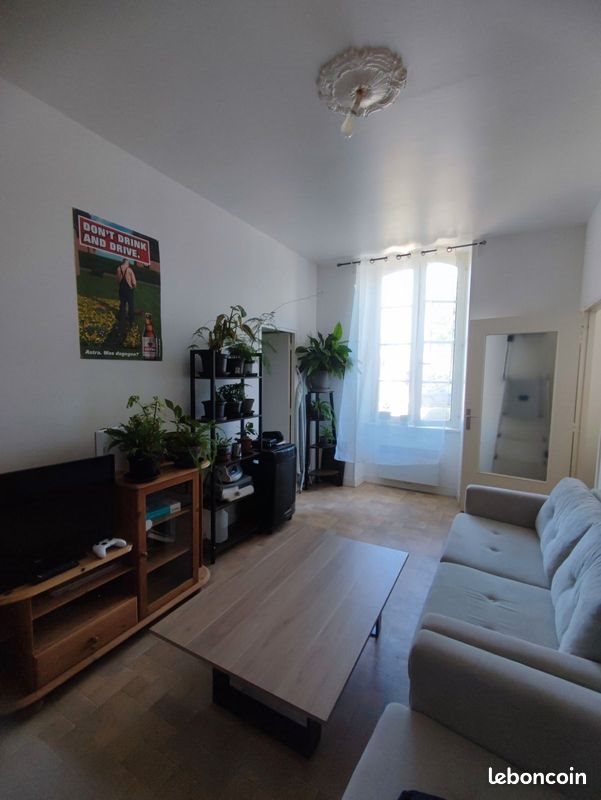 Appartement à louer, 54m², Bassou