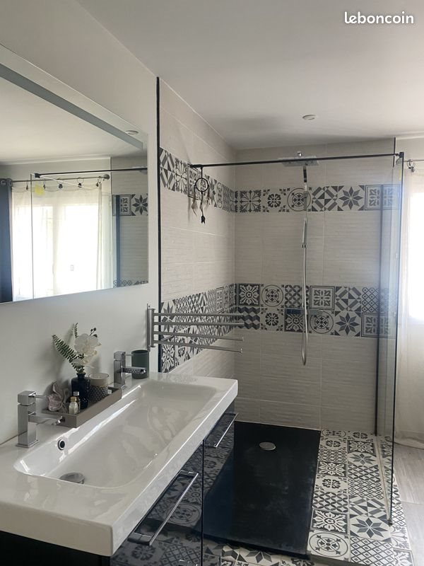 Maison à louer, 140m², Saint-Bauzille-de-Montmel