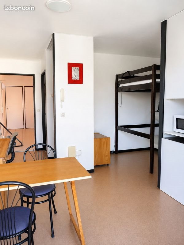 Appartement à louer, 24m², Pau