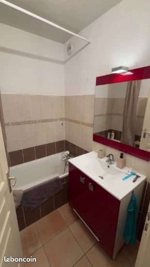 Appartement à louer, 62m², Peipin