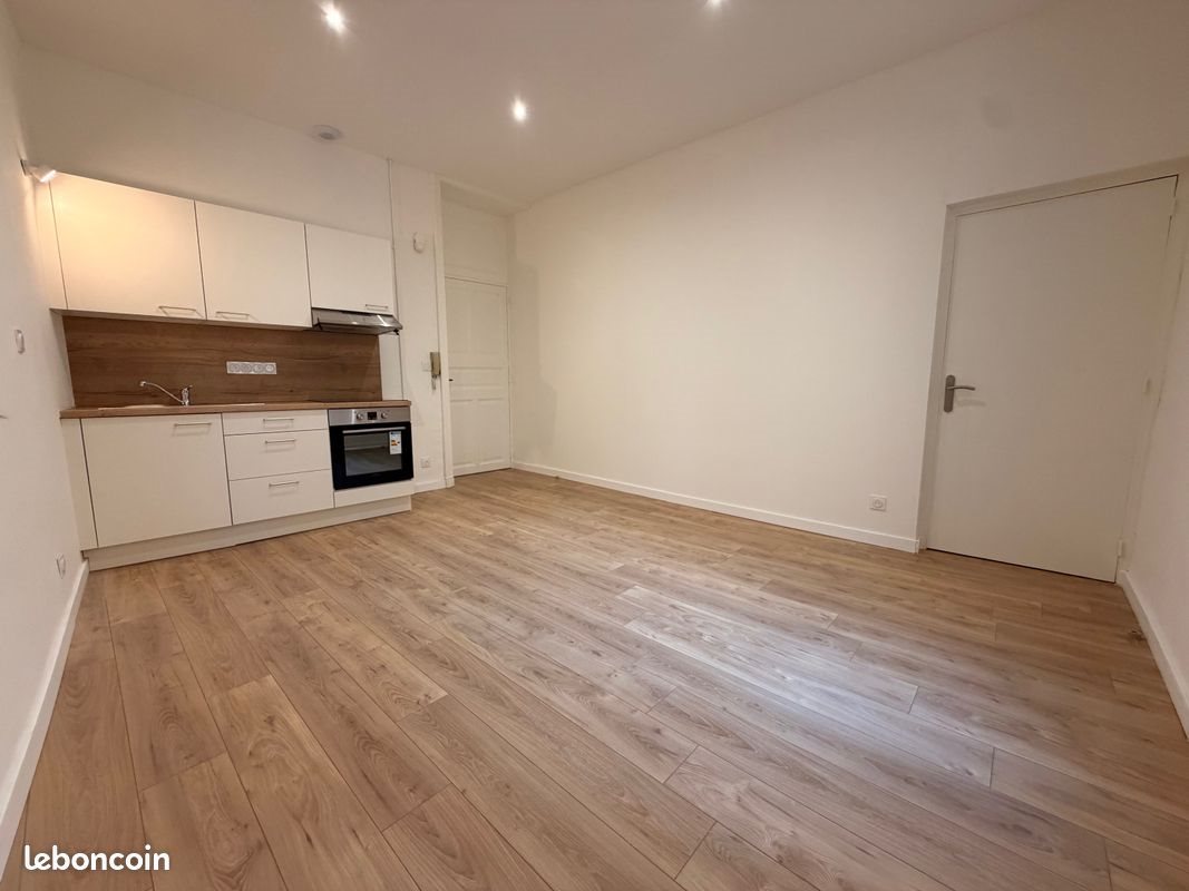 Appartement à louer, 40m², Carpentras