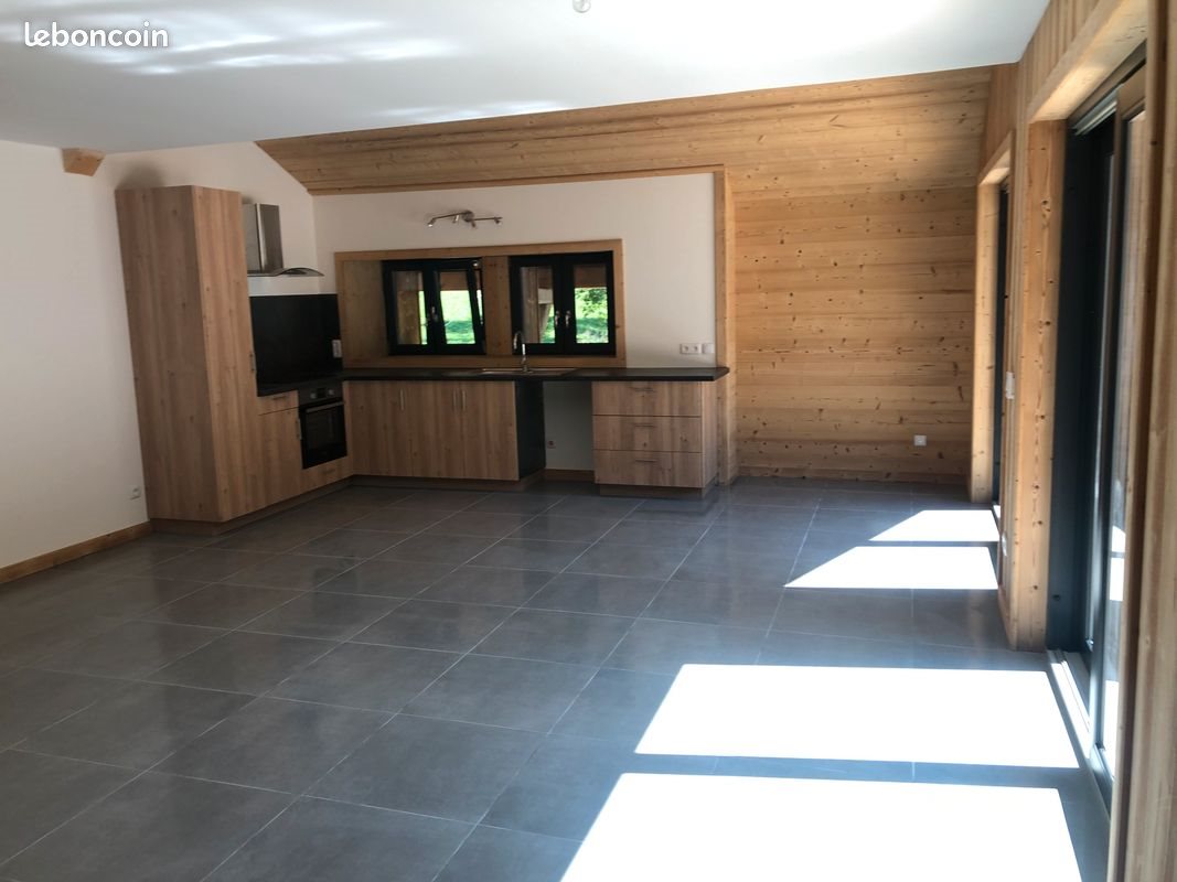 Appartement à louer, 84m², Mieussy (Praz de Lys - Sommand)