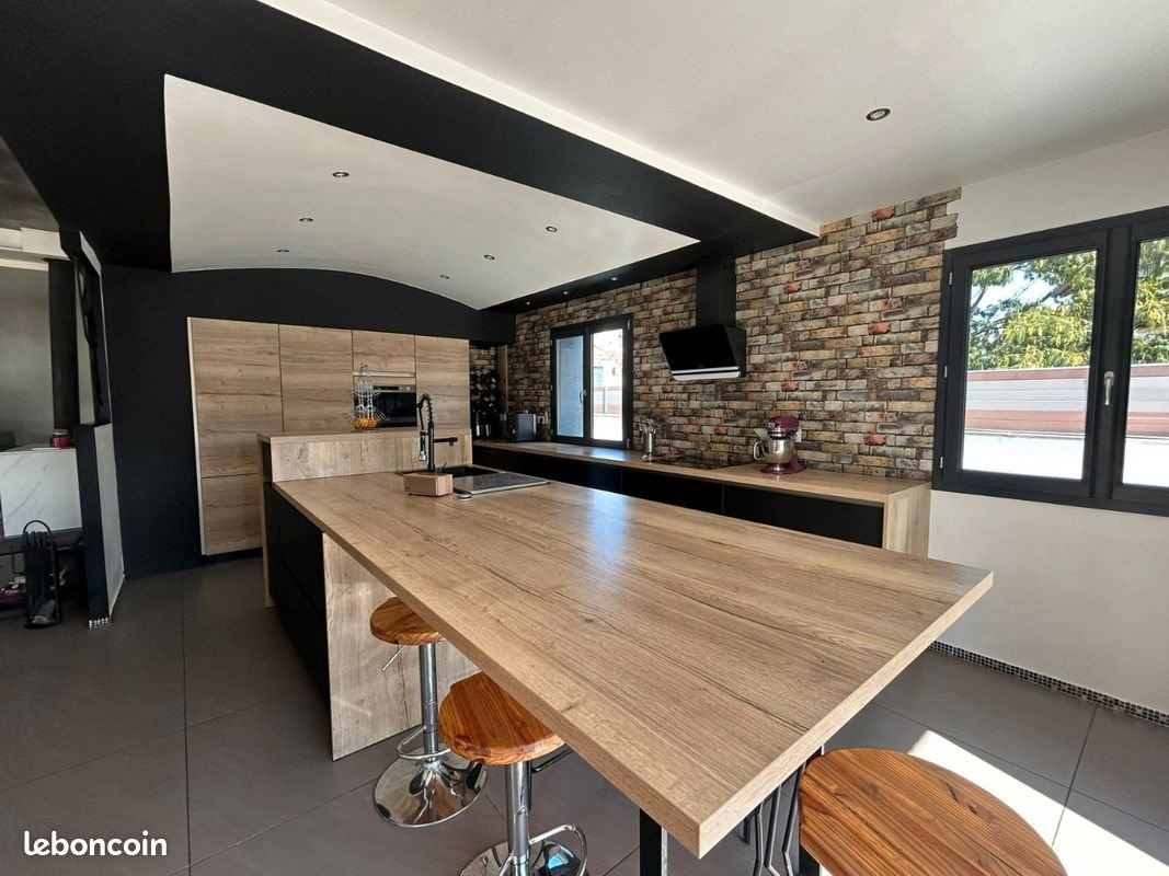 Maison à vendre, 217m², Sillans