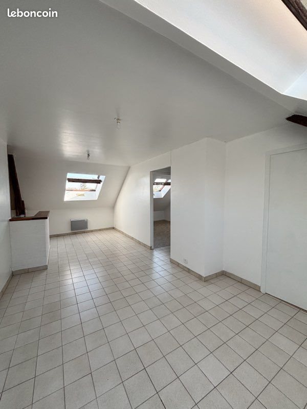 Appartement à louer, 37m², Château-Renard