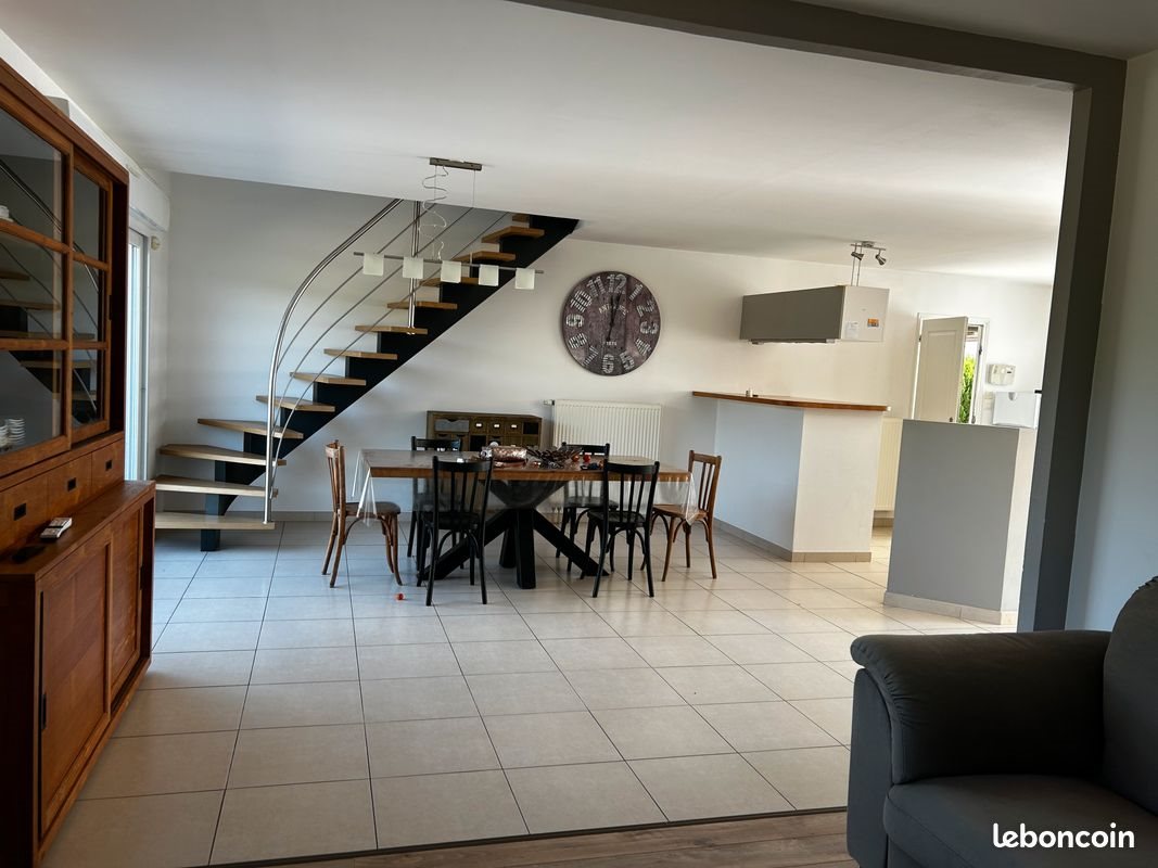 Maison à louer, 137m², Marcoing