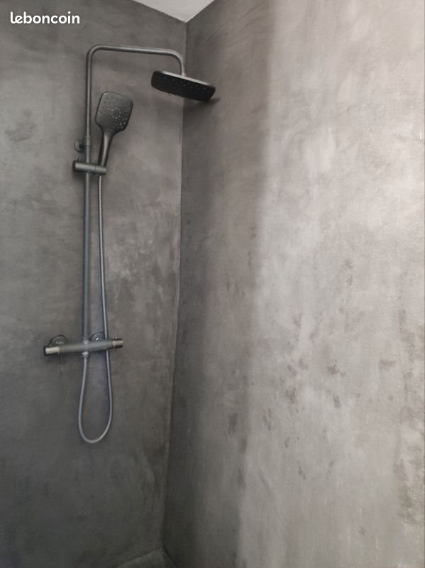 Appartement à louer, 61m², Pouzilhac