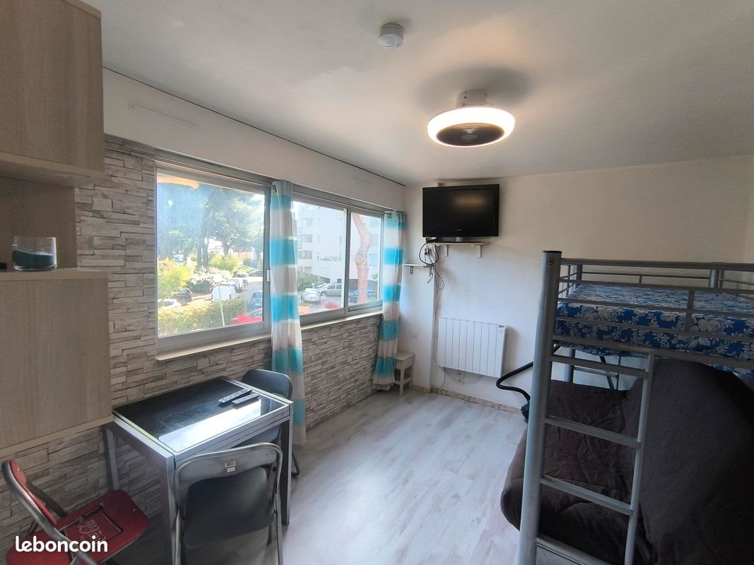 Appartement à louer, 27m², Hyères