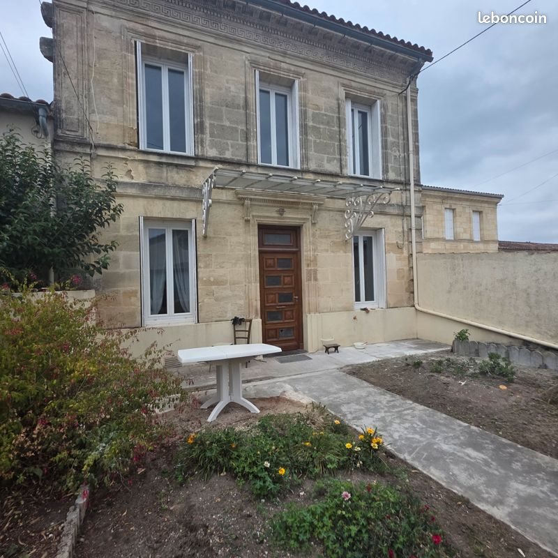 Maison à louer, 160m², Saint-Estèphe