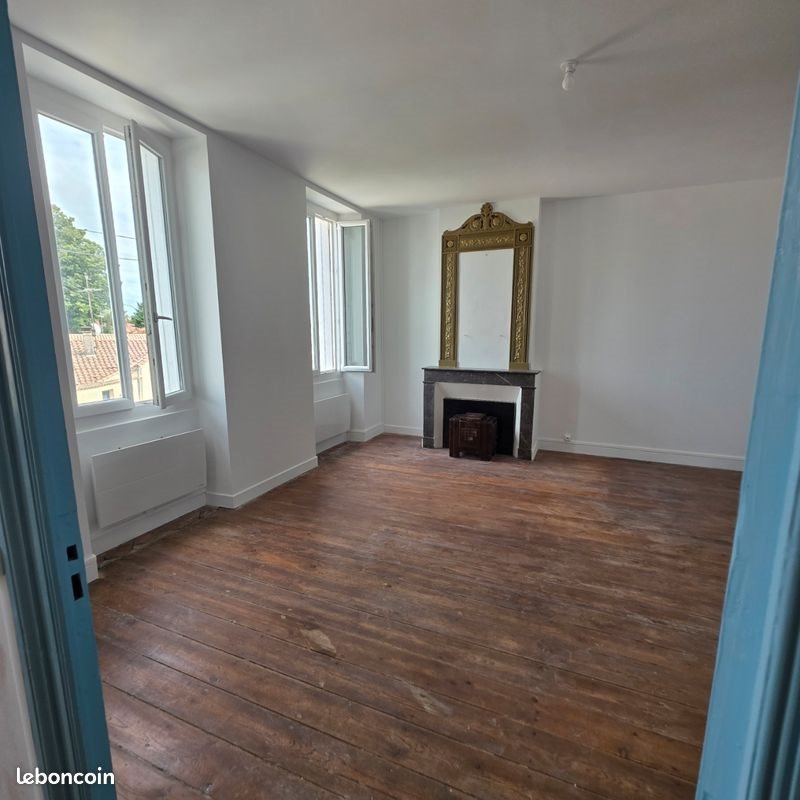 Maison à louer, 160m², Saint-Estèphe