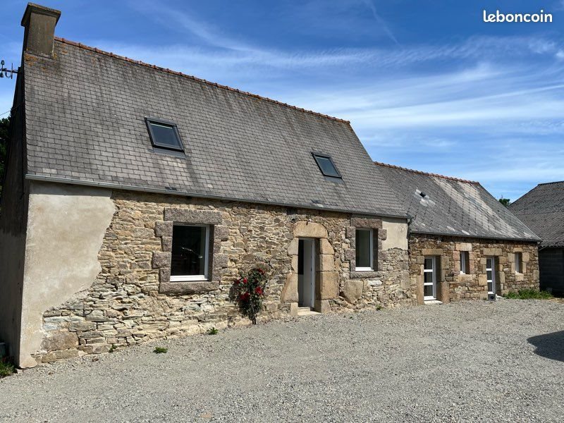 Maison à louer, 93m², Rospez
