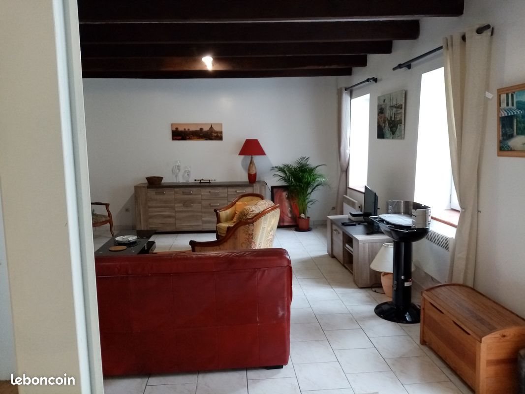 Maison à louer, 90m², Bégard