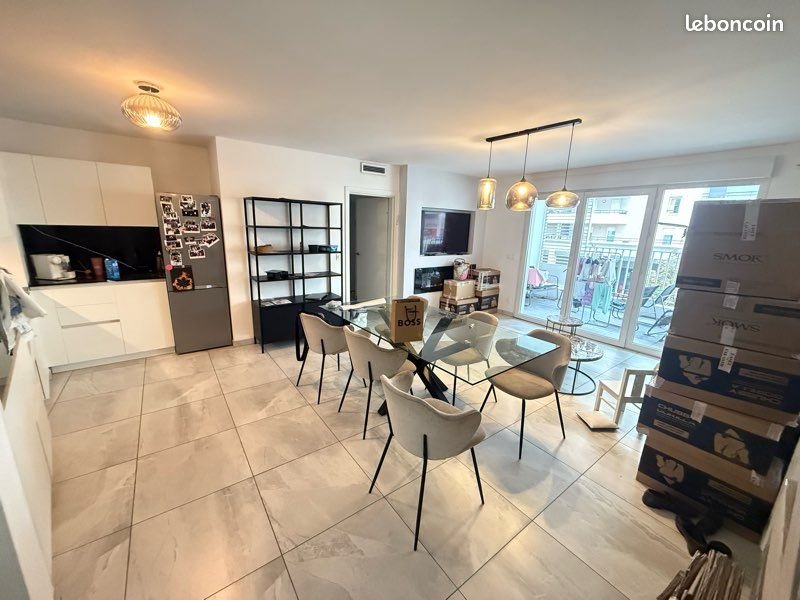 Appartement à louer, 87m², Marseille 8ème