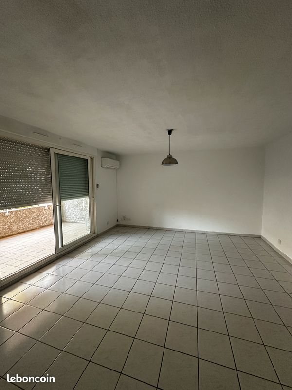 Appartement à louer, 49m², Aubagne