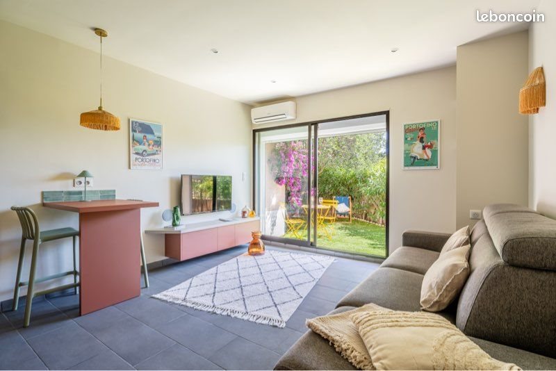 Appartement à louer, 22m², Cassis