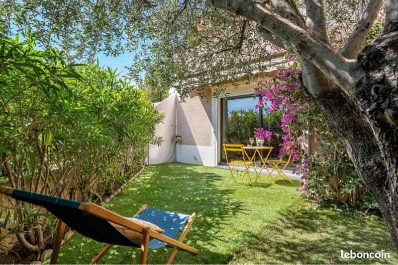 Appartement à louer, 22m², Cassis
