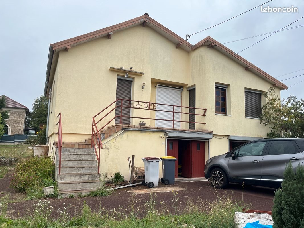 Maison à vendre, 101m², Luxeuil-les-Bains