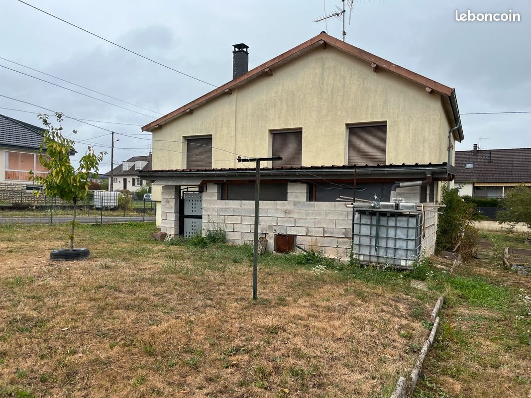 Maison à vendre, 101m², Luxeuil-les-Bains