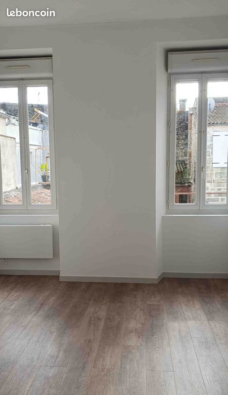 Appartement à louer, 54m², Rochefort