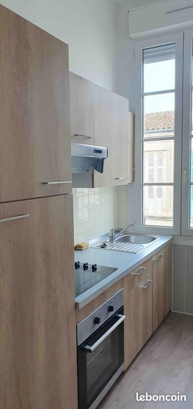 Appartement à louer, 54m², Rochefort