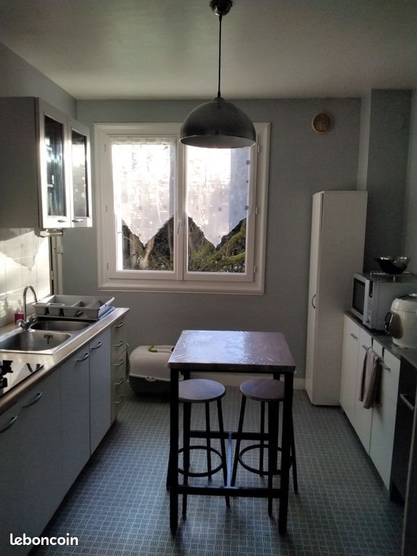 Appartement à louer, 70m², Rochefort